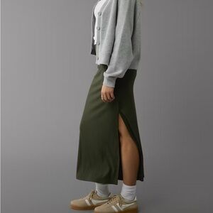 American Eagle Outfitters Dark Green Pencil Skirt